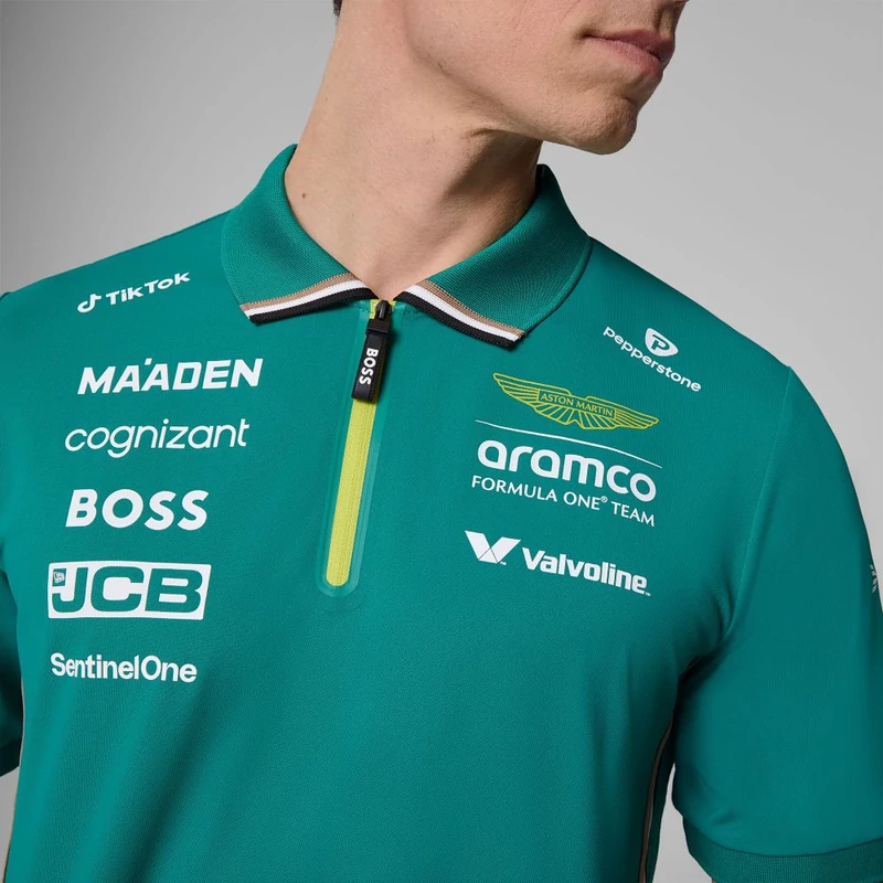 Aston Martin galléros póló - Team