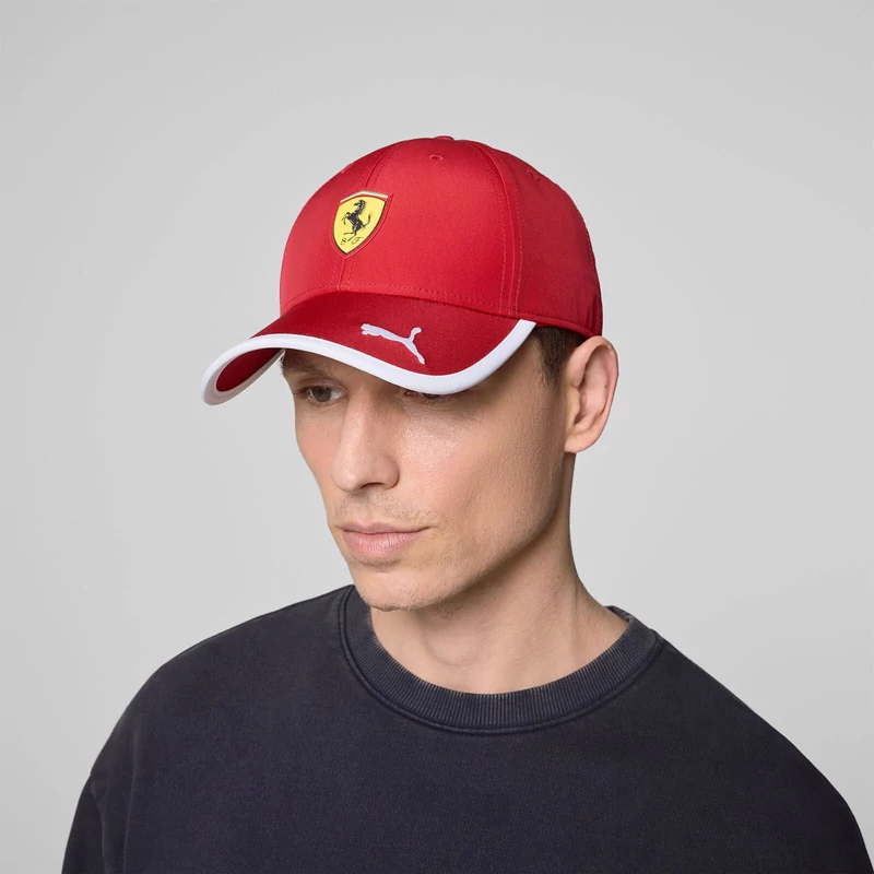 Ferrari sapka - Scudetto Duocolor piros