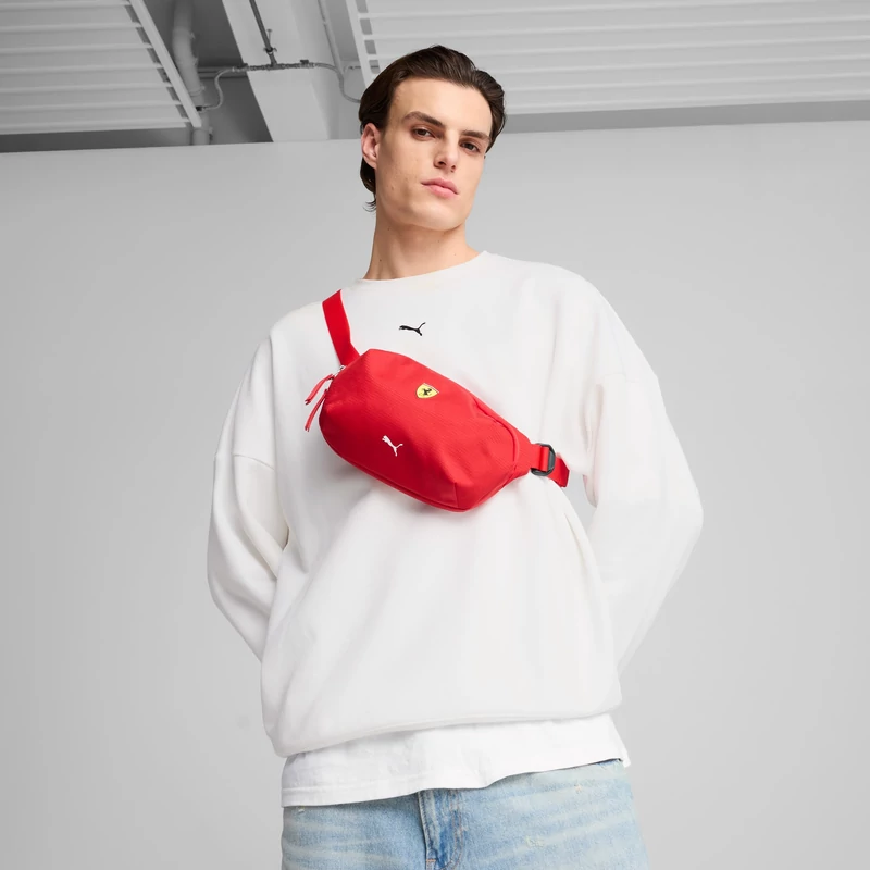 Ferrari övtáska - Scudetto piros